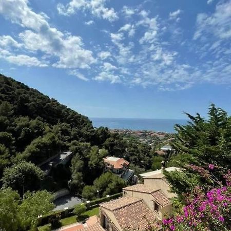 Casa Vacanze Luna 2 Vallecrosia Esterno foto