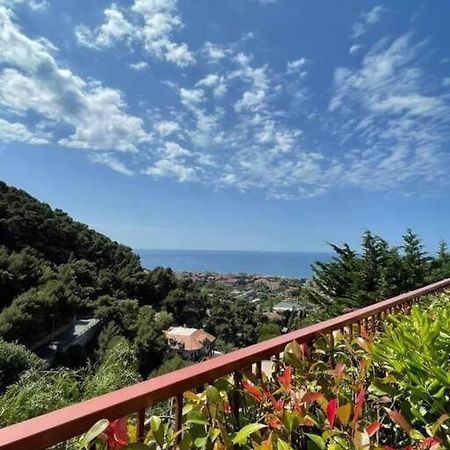 Casa Vacanze Luna 2 Vallecrosia Esterno foto
